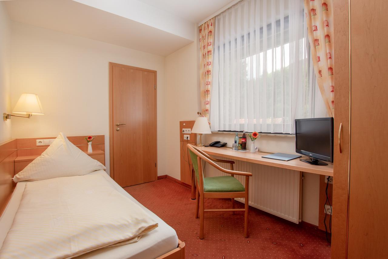 Zum Waldhorn Hotel Peterstal Kültér fotó